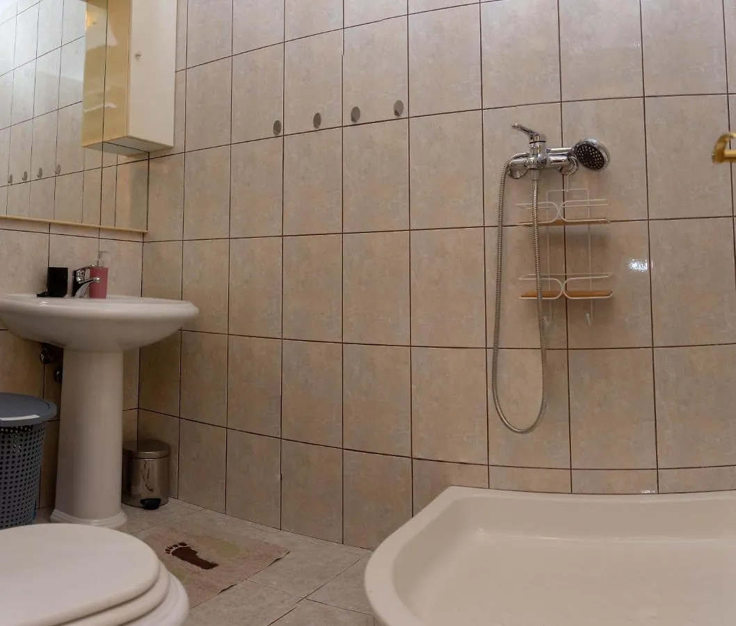 Vicia Faba Apartment Kastela 0*,