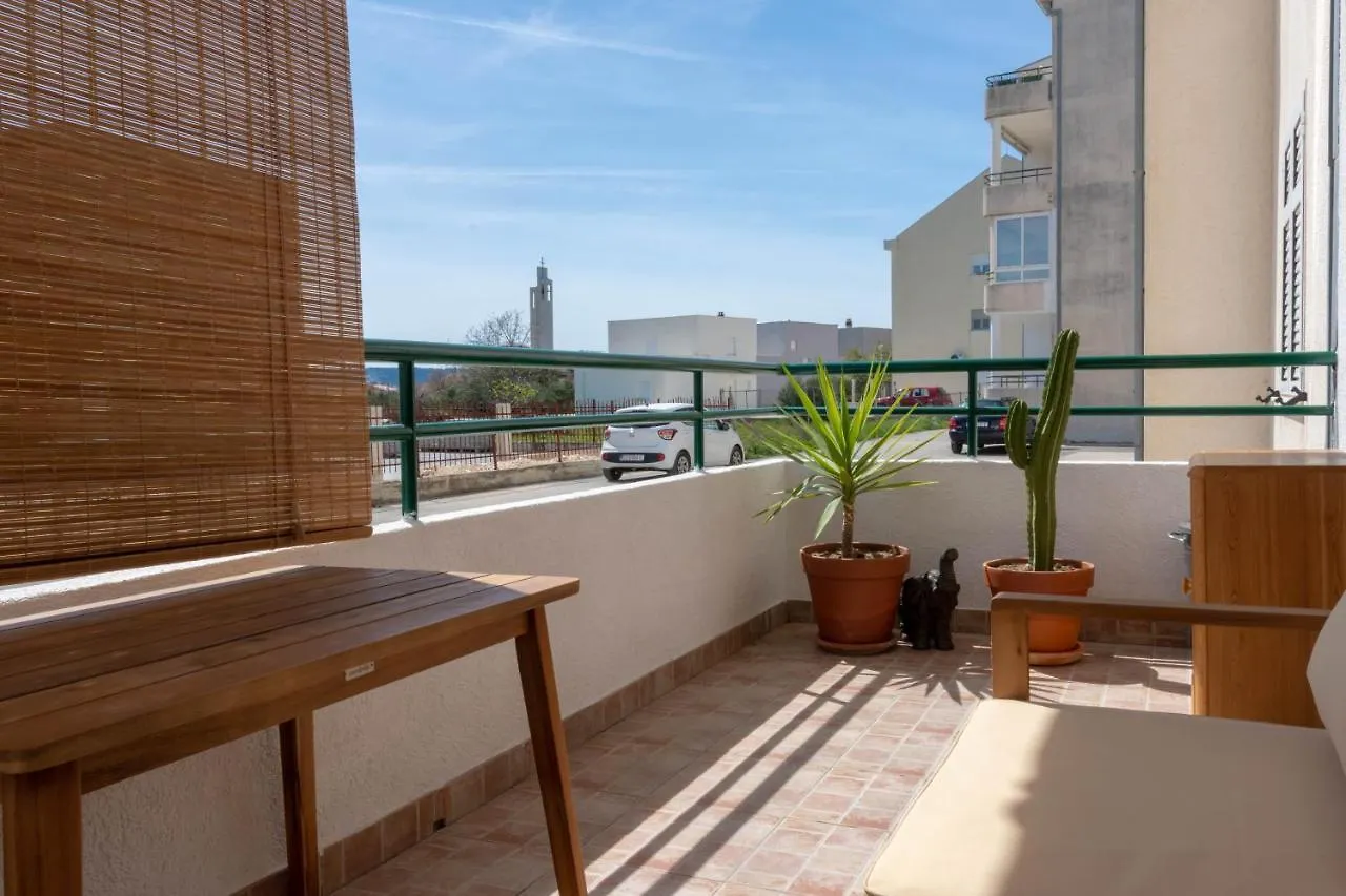 Vicia Faba Apartment Kastela Croatia