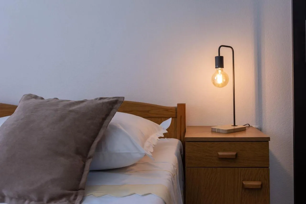 Vicia Faba Apartment Kastela 0*,  Croatia