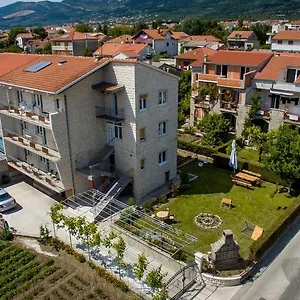 Apartament A&b, Kaštela