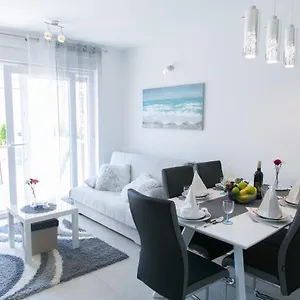 Navi Apartman